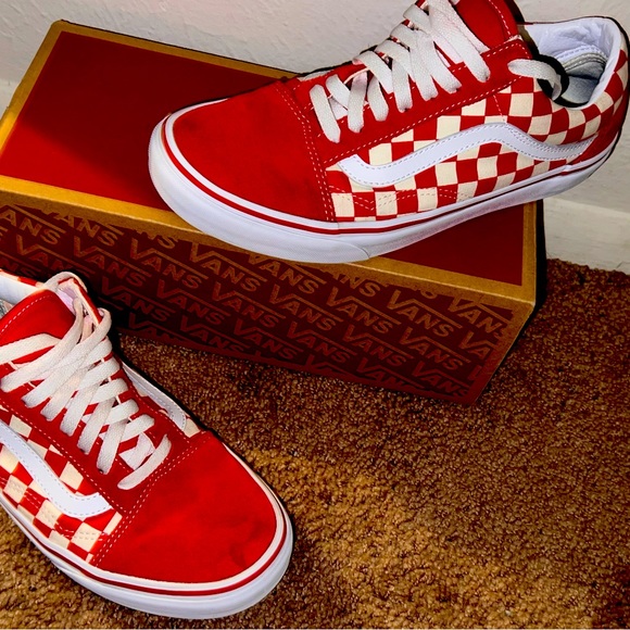 RED PRIMARY CHECK OLD SKOOL SHOE - Picture 2 of 4